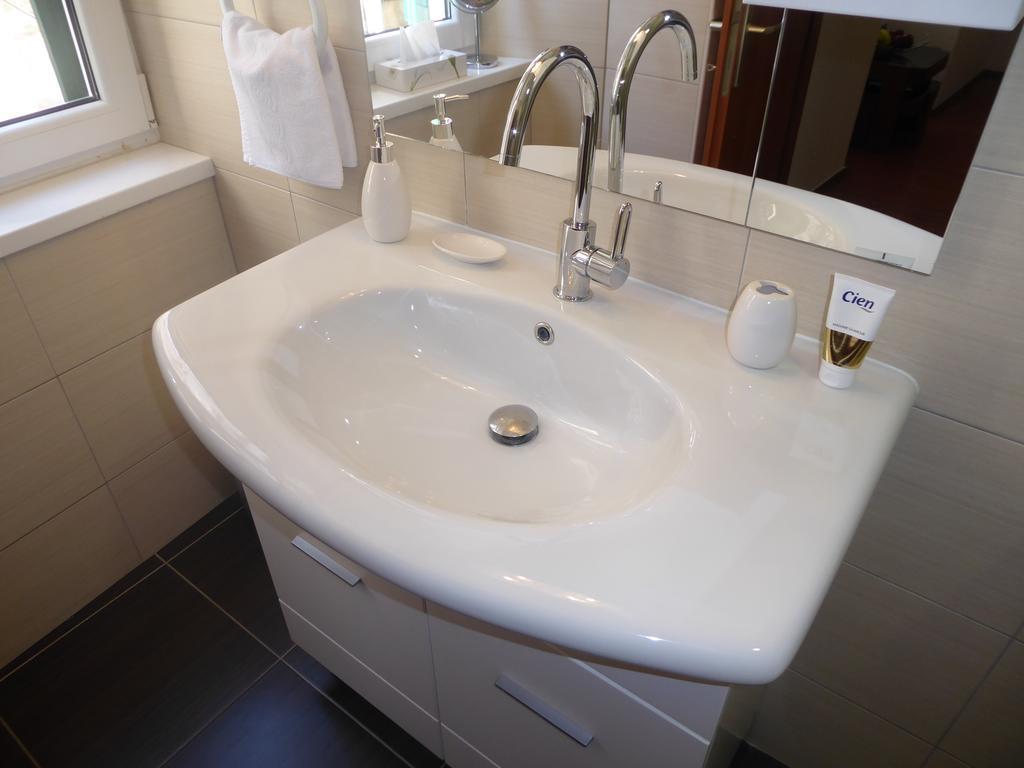 Studio Apartment Mila Split Ngoại thất bức ảnh